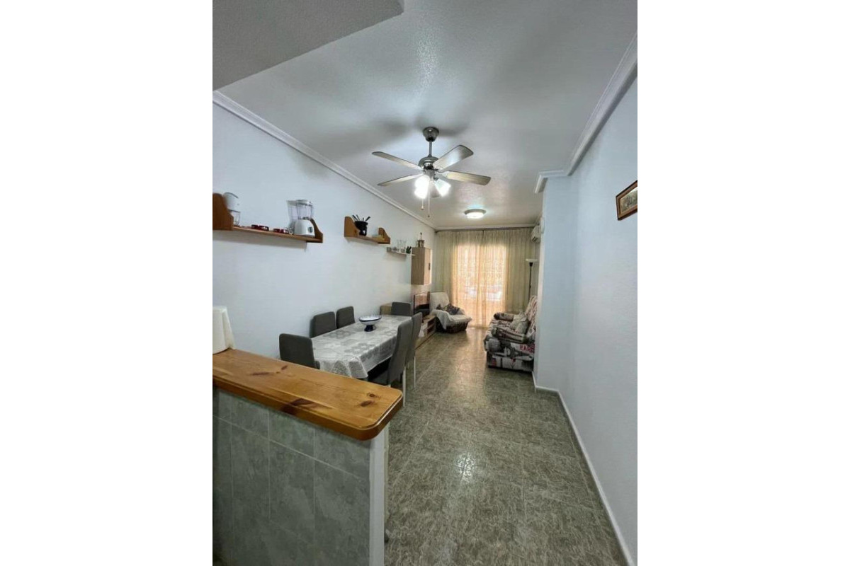 Herverkoop - Appartement  - Torrevieja - Estacion de autobuses