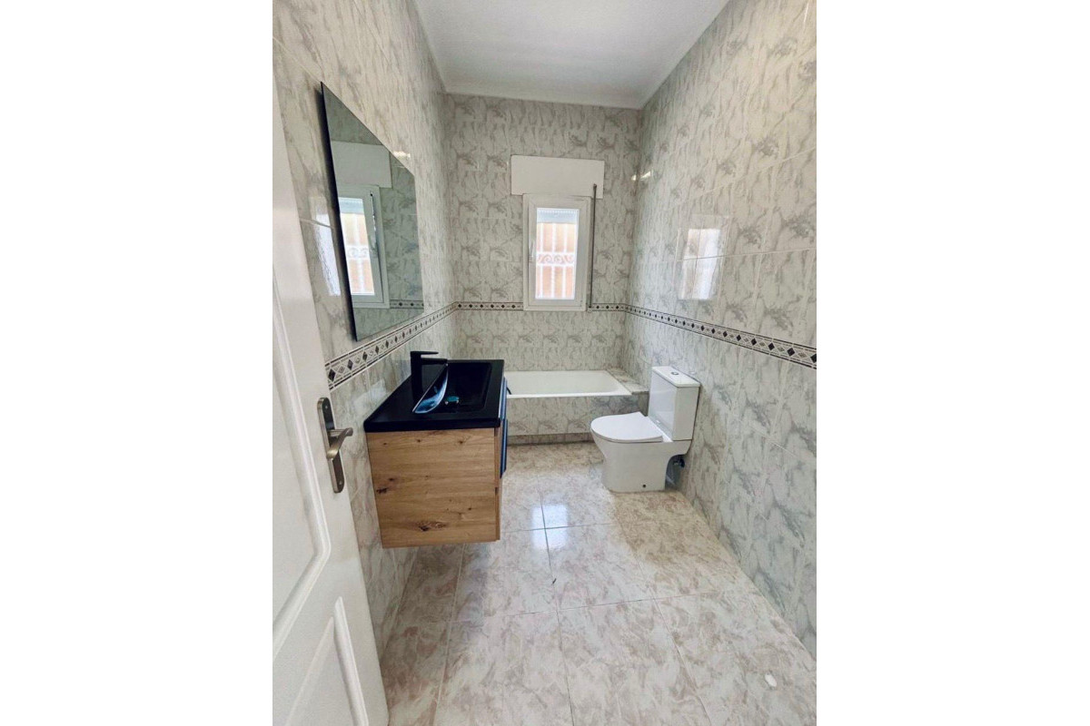 Revente - Villa - Ciudad Quesada