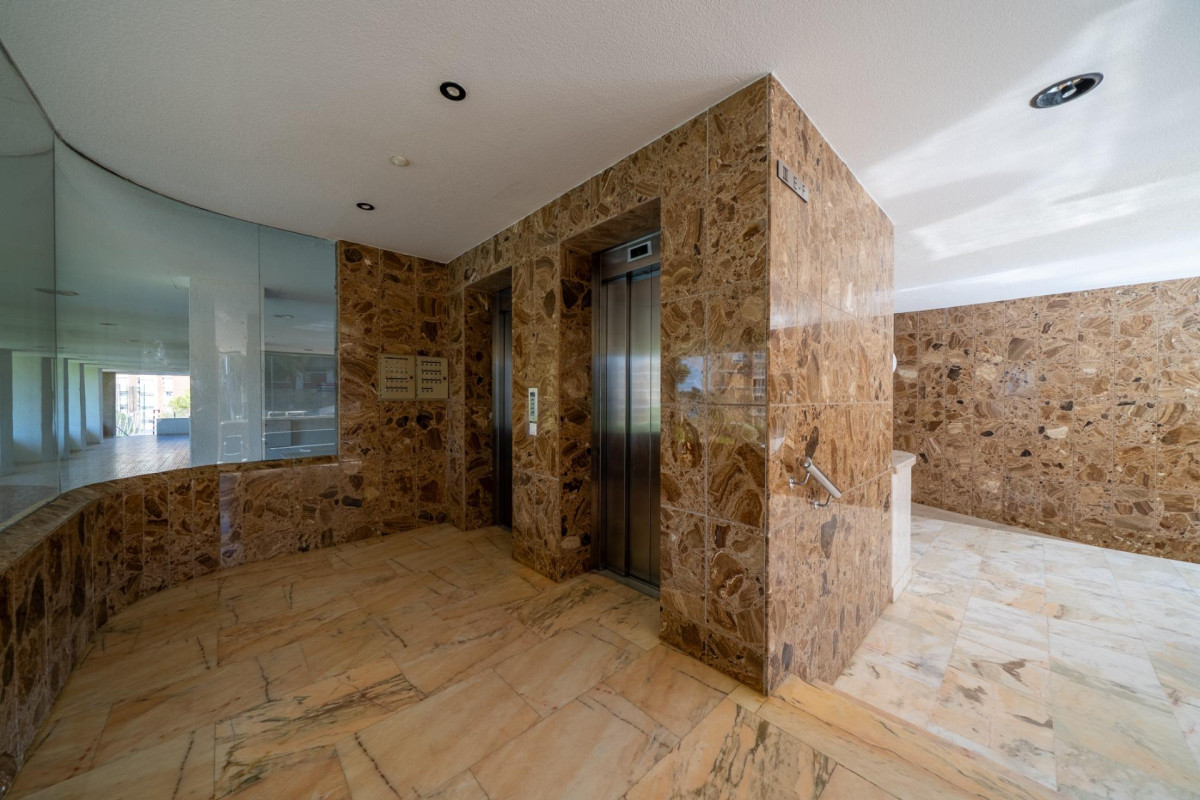 Herverkoop - Appartement  - Alicante - La Albufereta