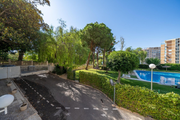 Herverkoop - Appartement  - Alicante - La Albufereta