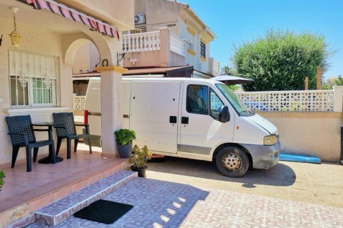 Reventa - Adosado - Torrevieja - El limonar