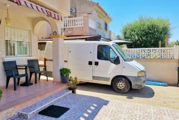 Reventa - Adosado - Torrevieja - El limonar