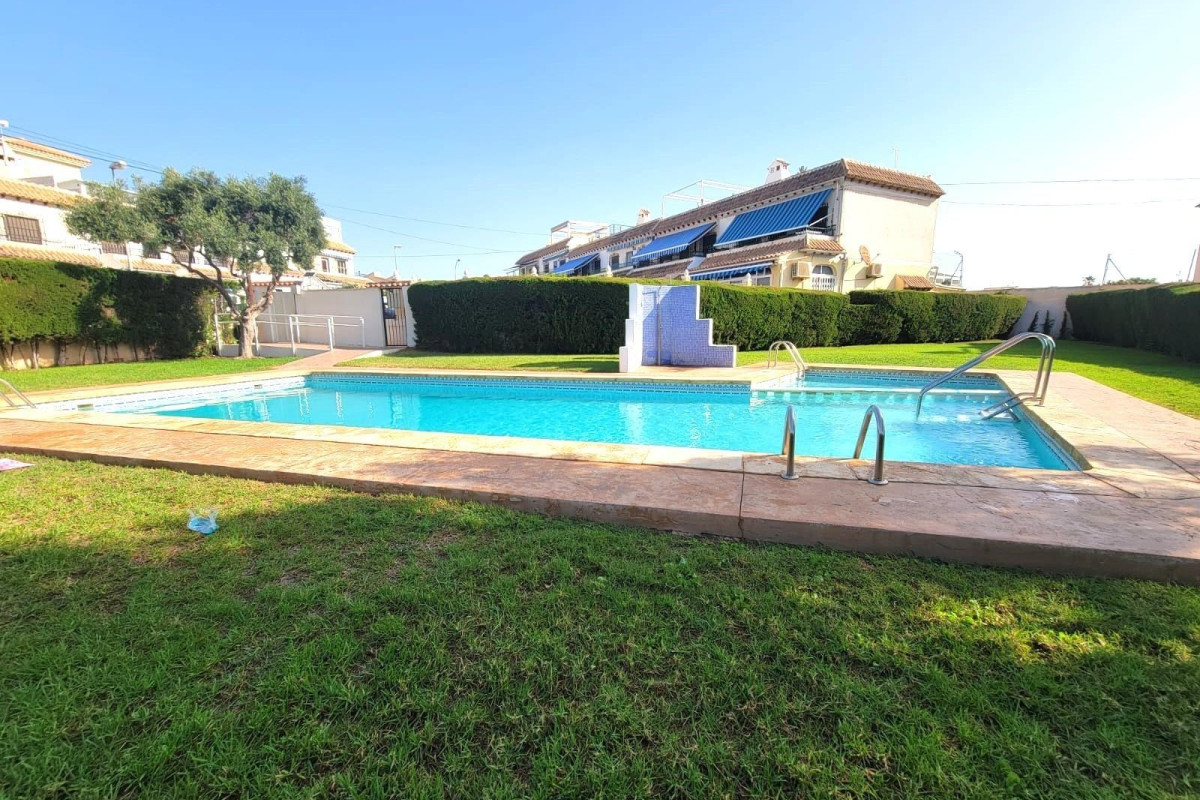 Revente - Bungalow - Torrevieja - Los Frutales