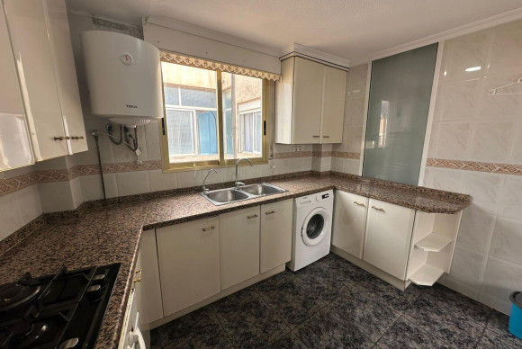 Herverkoop - Appartement  - El Campello - Campello