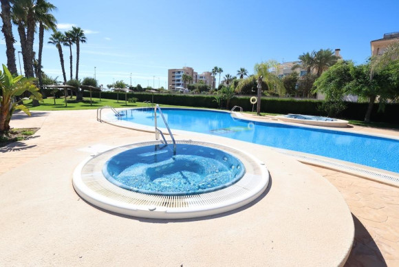 Herverkoop - Appartement  - Pilar de la Horadada - Pueblo Latino