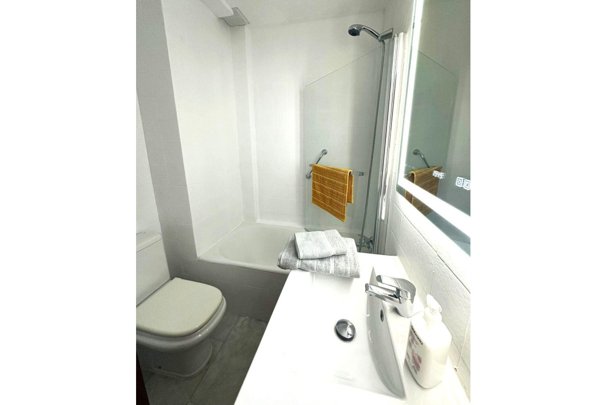 Herverkoop - Appartement  - Alicante - La Albufereta