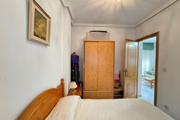 Reventa - Apartamento / piso - Torrevieja - Estacion de autobuses