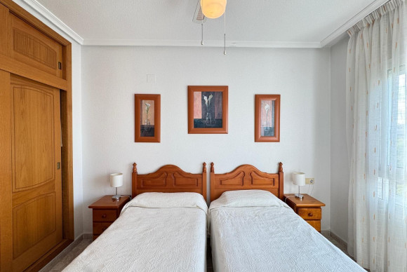 Reventa - Apartamento / piso - Torrevieja - Estacion de autobuses