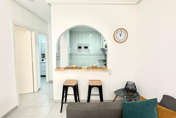 Reventa - Apartamento / piso - Torrevieja - Acequion