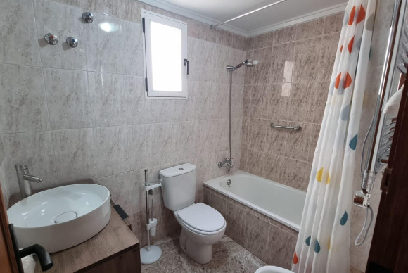 Herverkoop - Appartement  - Torrevieja - Acequion