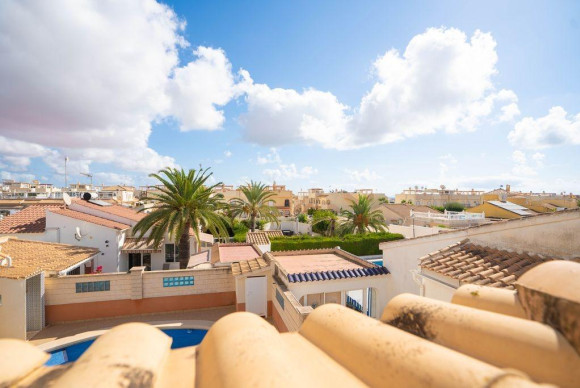 Reventa - Villa - Orihuela Costa - Los Almendros-La Florida