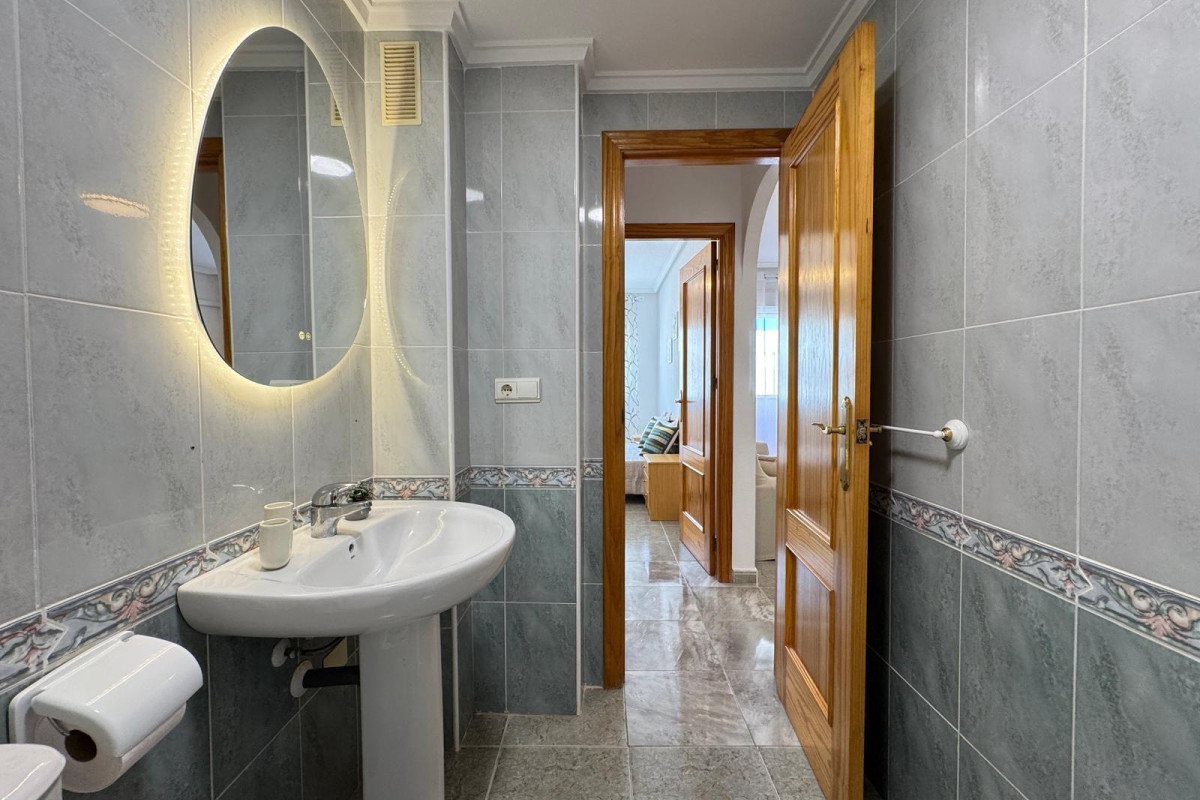 Herverkoop - Appartement  - Torrevieja - Playa de los Locos