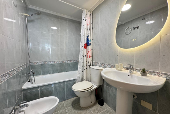 Herverkoop - Appartement  - Torrevieja - Playa de los Locos