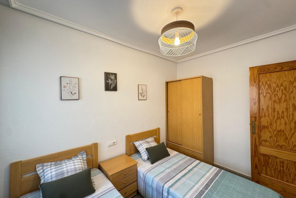 Herverkoop - Appartement  - Torrevieja - Playa de los Locos