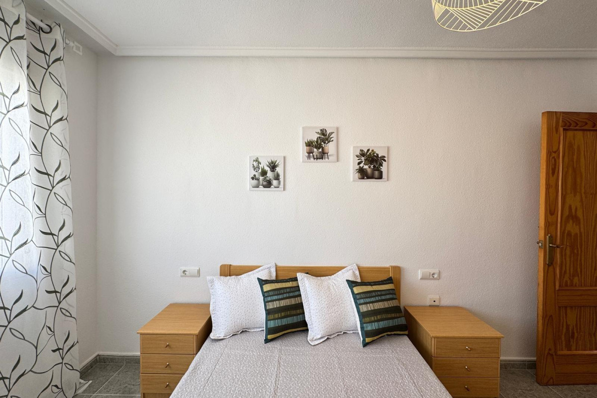 Herverkoop - Appartement  - Torrevieja - Playa de los Locos