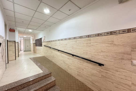 Herverkoop - Appartement  - Torrevieja - Playa de los Locos