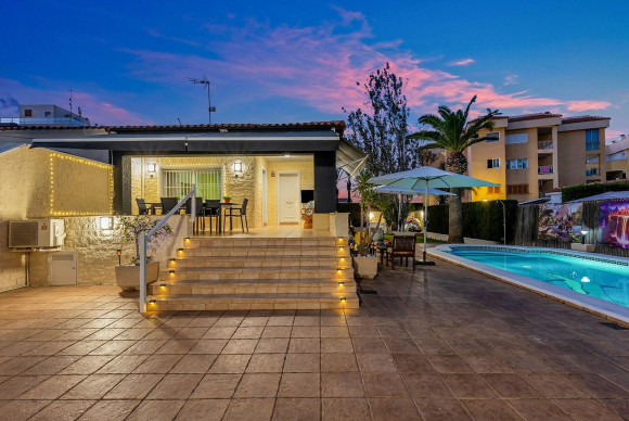 Reventa - Villa - Torrevieja - Punta prima