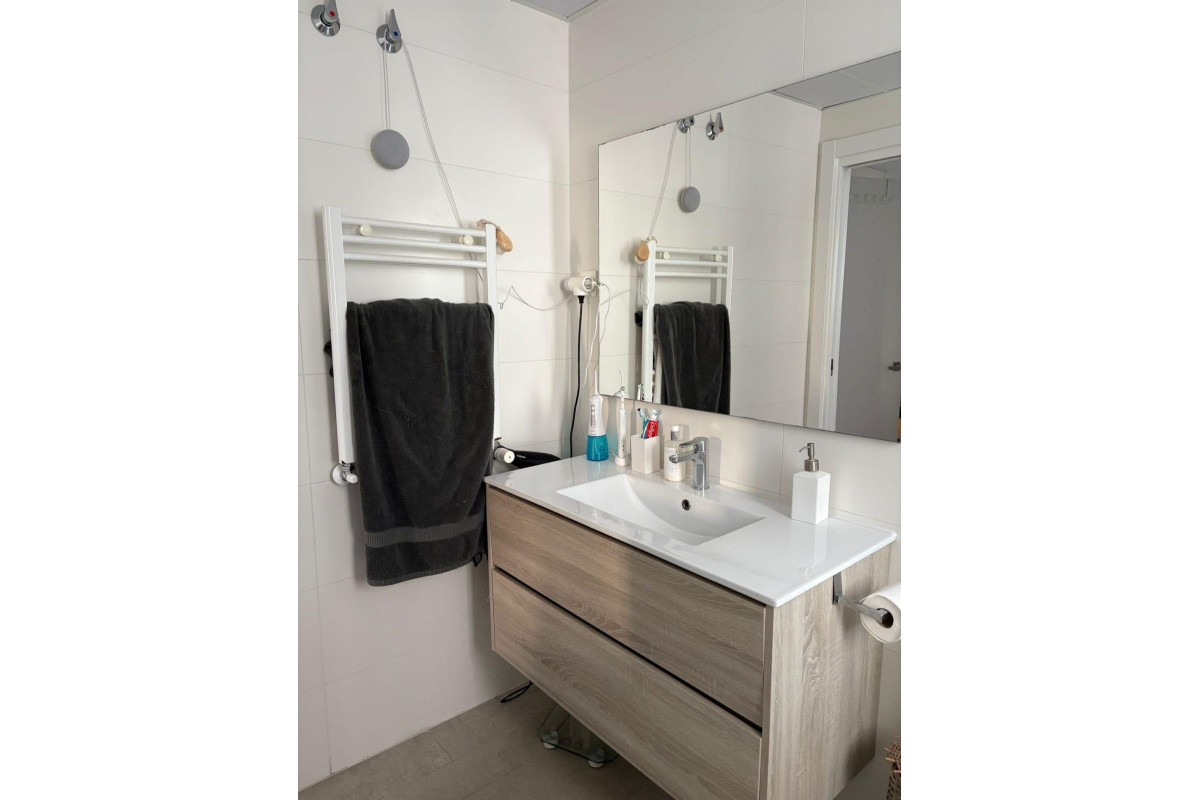 Reventa - Apartamento / piso - Alicante - Pau V