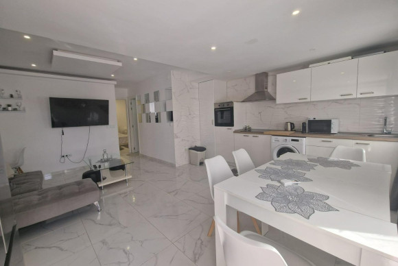 Reventa - House - Torrevieja - Zona los Frutales