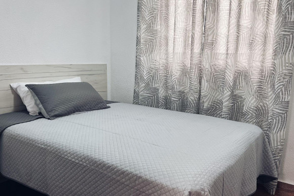 Herverkoop - Appartement  - Torrevieja - Estacion de autobuses