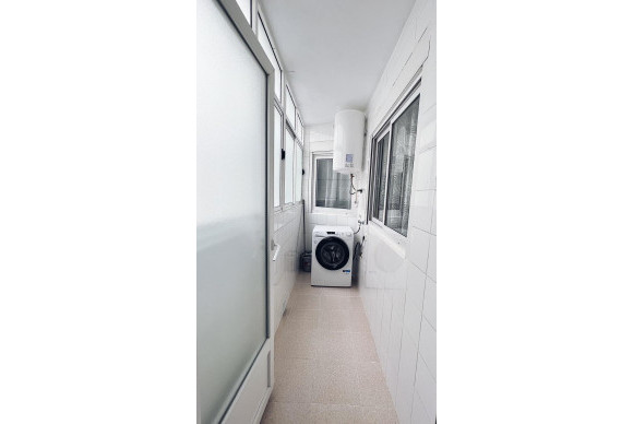 Herverkoop - Appartement  - Torrevieja - Estacion de autobuses