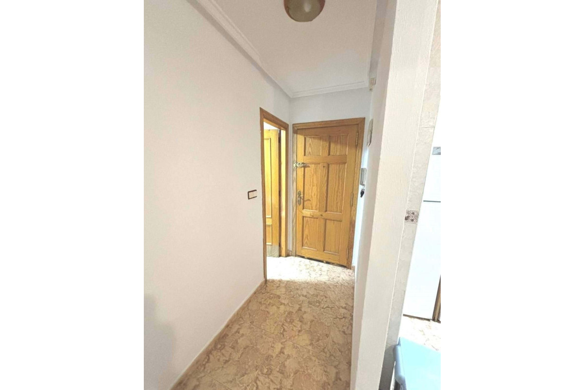 Herverkoop - Appartement  - Torrevieja