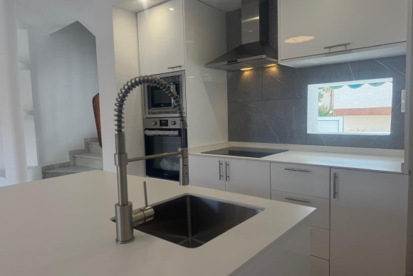 Revente - Maison de ville - Torrevieja - Los Frutales