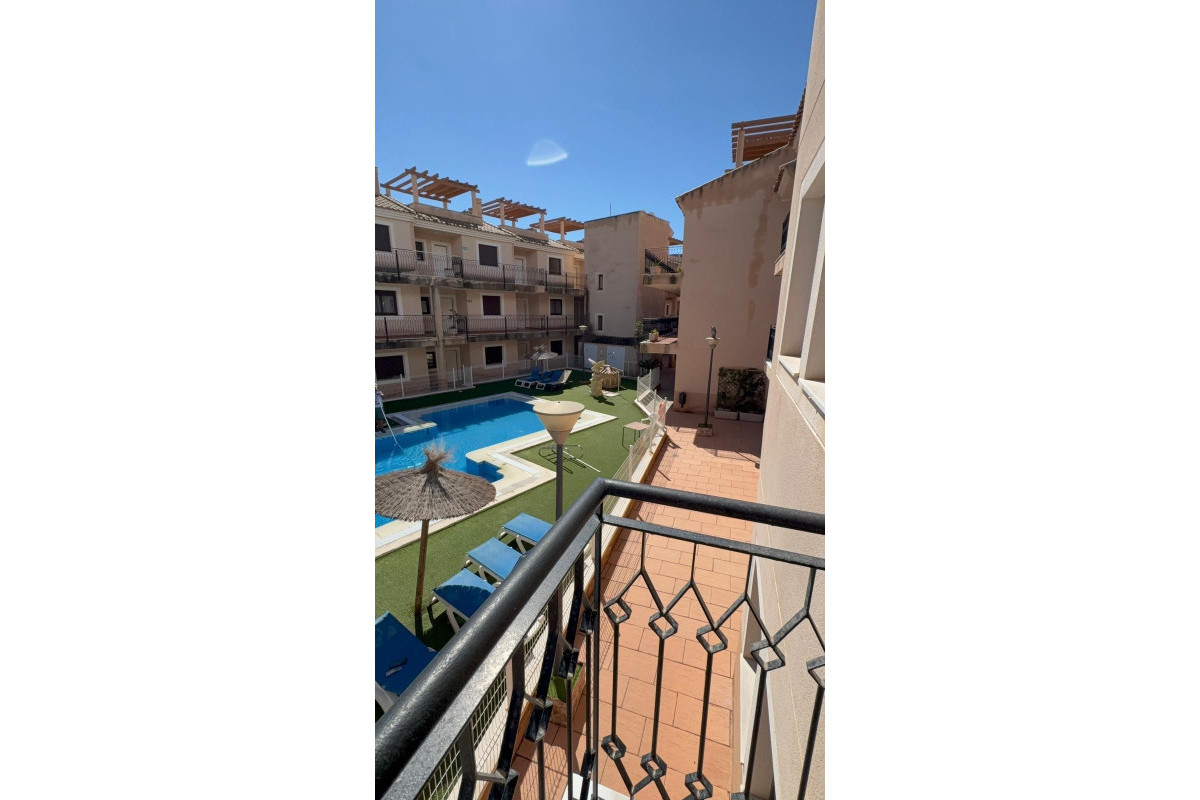Reventa - Apartamento / piso - Aguilas - Collados