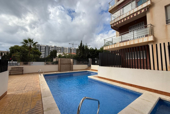 Reventa - Apartamento / piso - Torrevieja - Punta prima