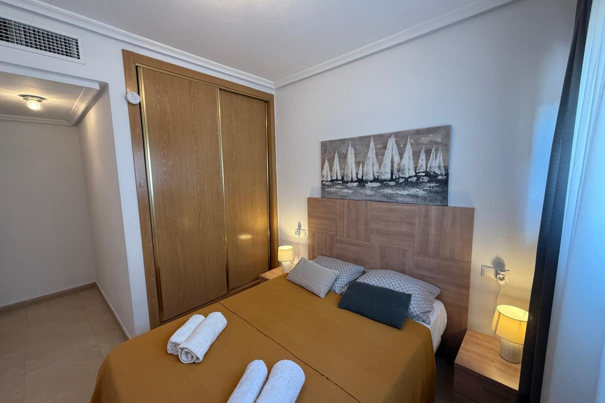 Reventa - Apartamento / piso - Torrevieja - Punta prima