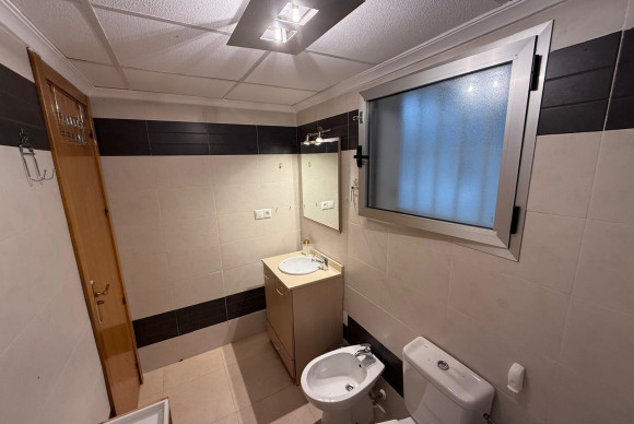 Reventa - Apartamento / piso - Torrevieja - Punta prima