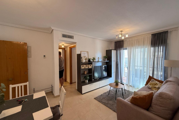 Reventa - Apartamento / piso - Torrevieja - Punta prima