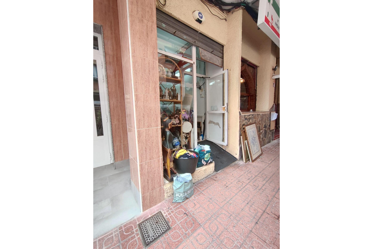 Herverkoop - Winkel Ruimte - Torrevieja - Habaneras