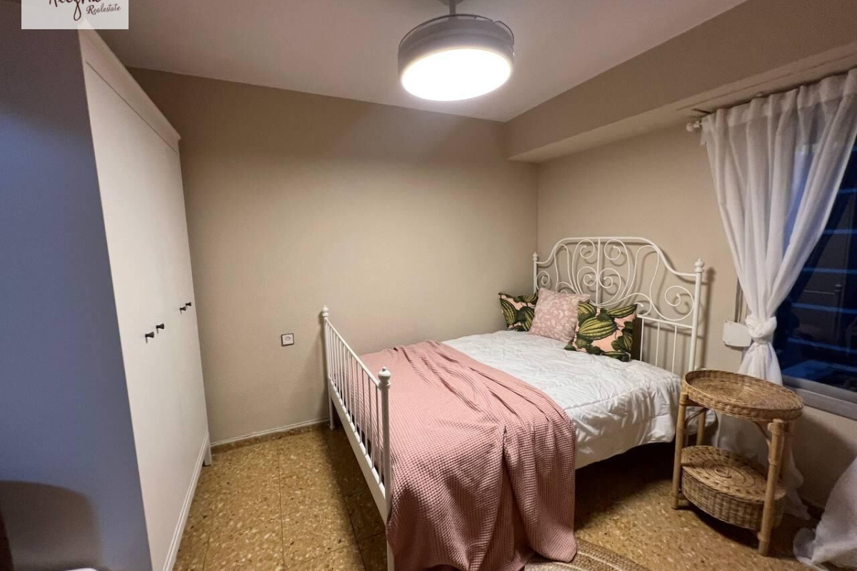 Alquiler a largo plazo - Apartamento / piso - Valencia - Ciutat de les Arts i de les Ciencies