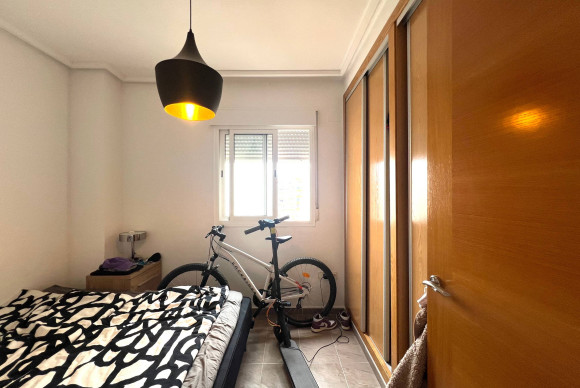Herverkoop - Appartement  - Torrevieja