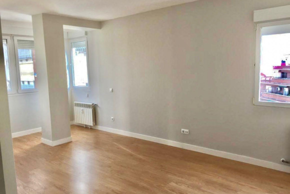 Lange Termijn Verhuur - Appartement  - Madrid - Ciudad Universitaria