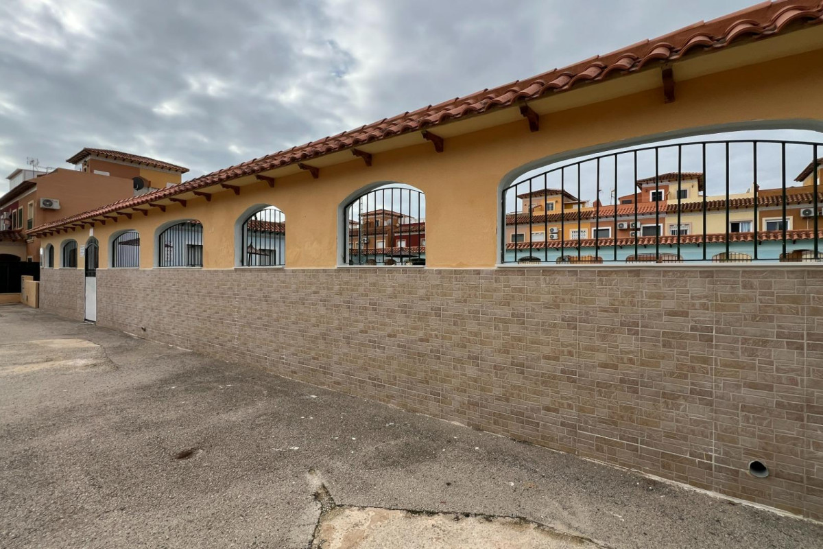 Reventa - Adosado - Torrevieja - Torretas