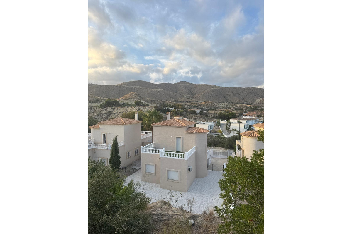 Reventa - House - El Campello - Pueblo Acantilado - Lanuza