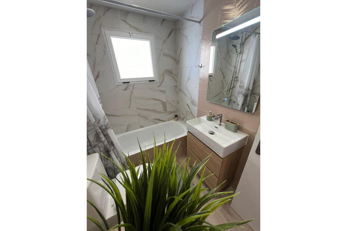 Herverkoop - Appartement  - Torrevieja - Playa del Cura