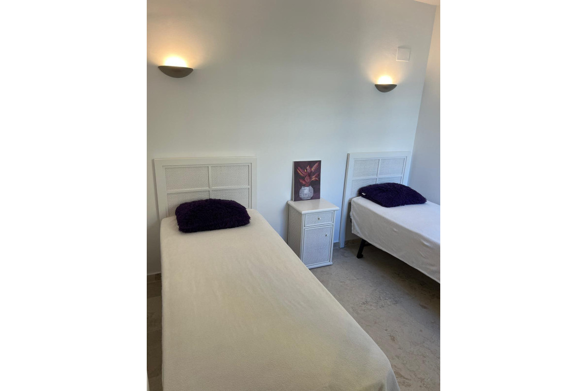 Herverkoop - Appartement  - Orihuela Costa - Punta Prima