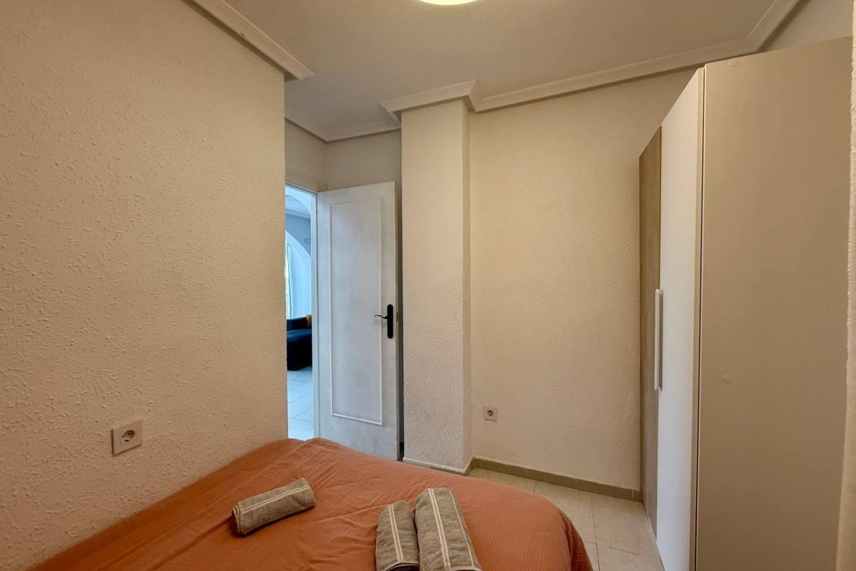 Herverkoop - Appartement  - Torrevieja - Acequion