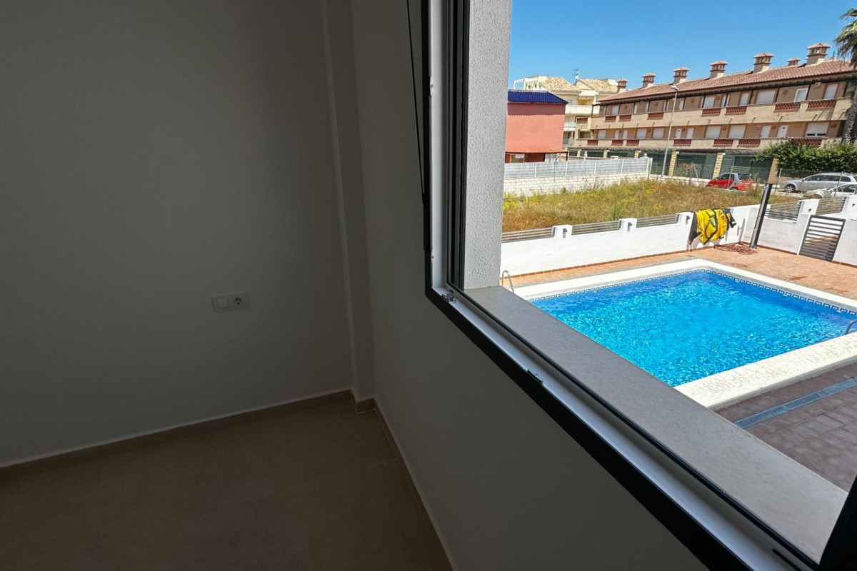 Reventa - House - Oliva - Oliva, Zona de - Oliva