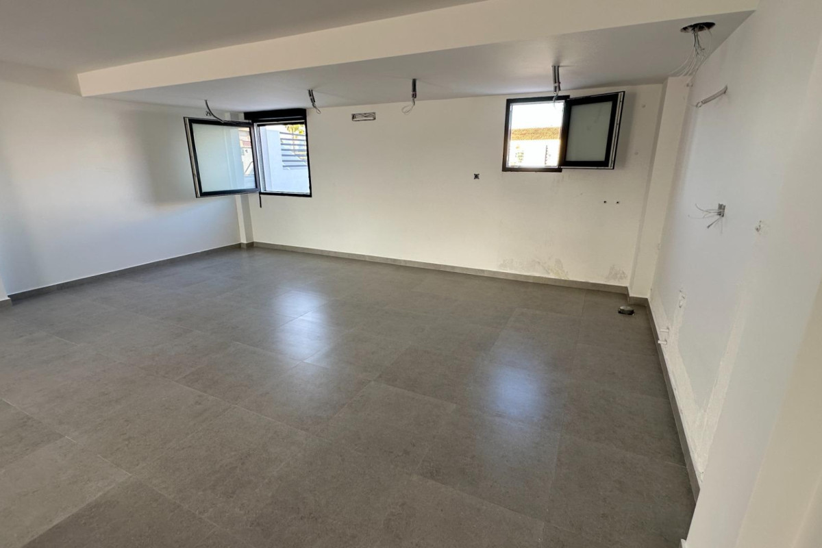 Reventa - House - Oliva - Oliva, Zona de - Oliva