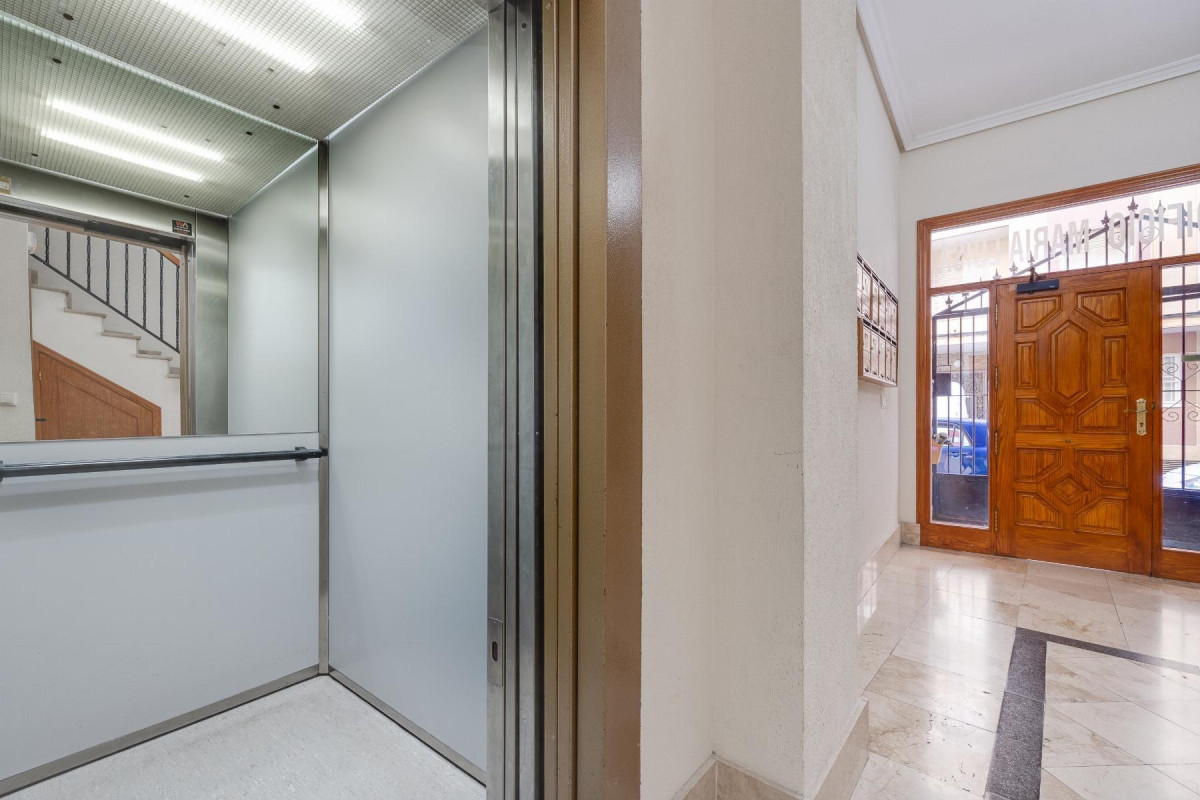 Herverkoop - Appartement  - Torrevieja - Parque de Las Naciones