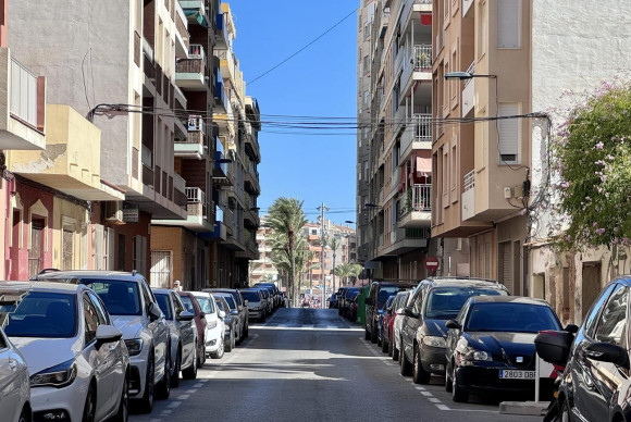 Reventa - Local Comercial - Torrevieja - Playa del Cura