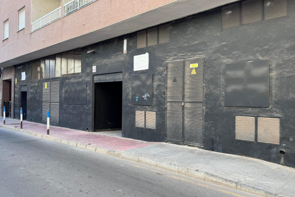 Reventa - Local Comercial - Torrevieja - Playa del Cura