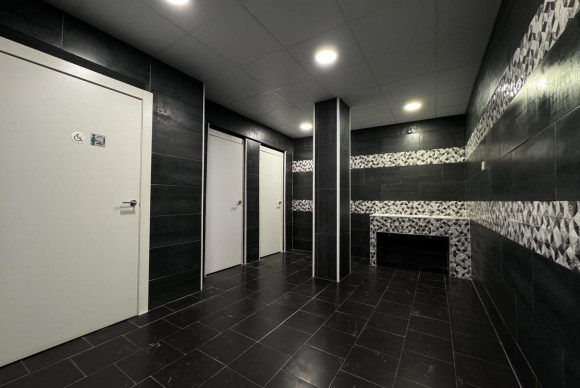 Reventa - Local Comercial - Torrevieja - Playa del Cura