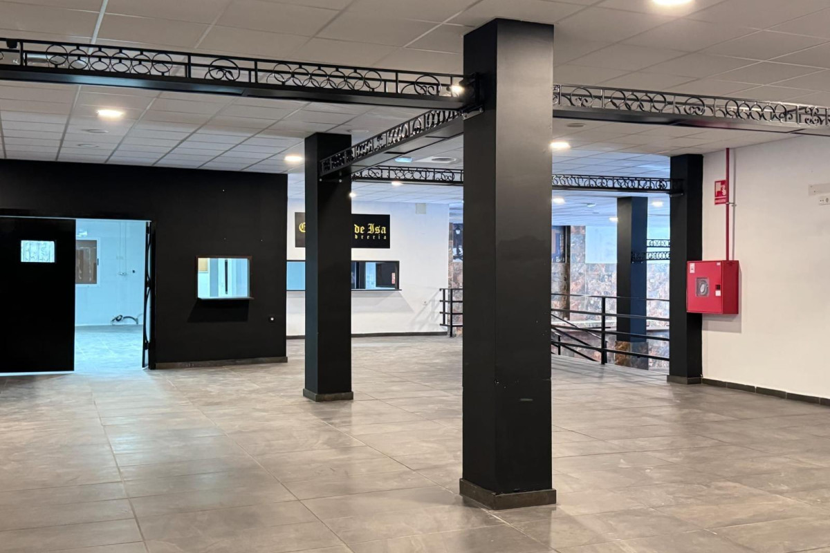 Reventa - Local Comercial - Torrevieja - Playa del Cura