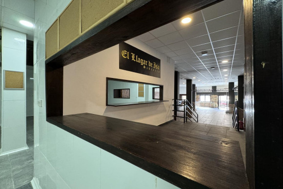 Reventa - Local Comercial - Torrevieja - Playa del Cura