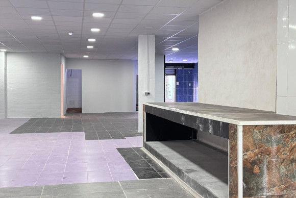 Reventa - Local Comercial - Torrevieja - Playa del Cura